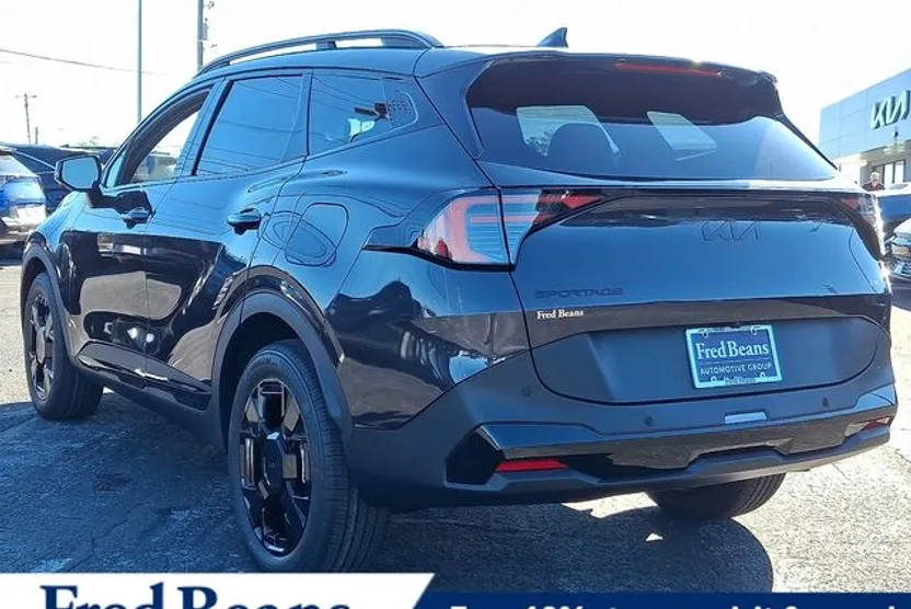 2026 Kia Sportage X-Line photo 1