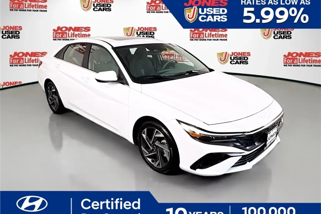 2024 Hyundai Elantra SEL Convenience photo 1