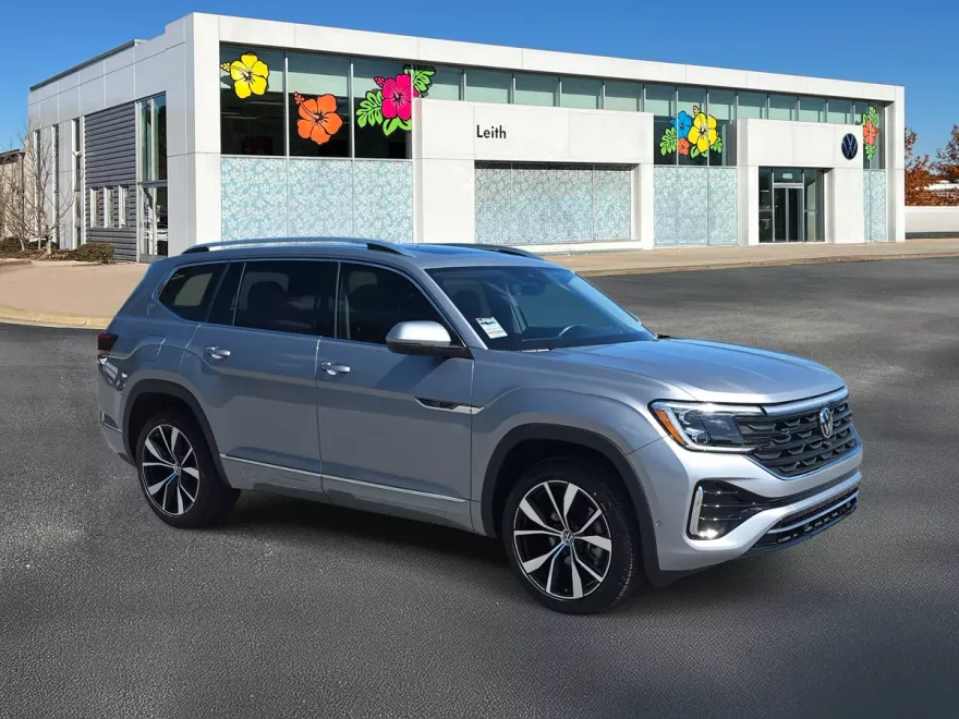 2024 Volkswagen Atlas SEL Premium R-Line photo 1