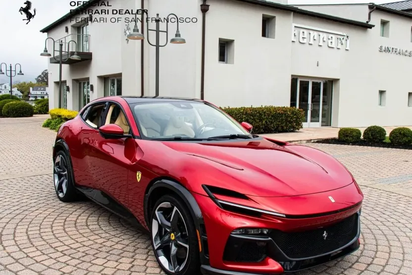 2024 Ferrari Purosangue photo 1