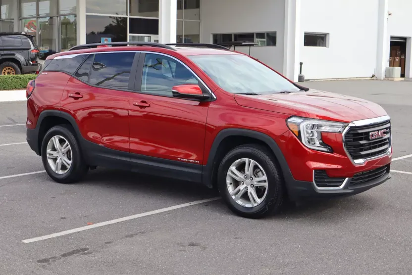 2022 Gmc Terrain SLE photo 1