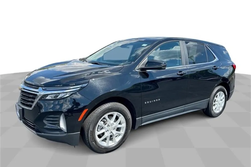 2022 Chevrolet Equinox LT photo 1