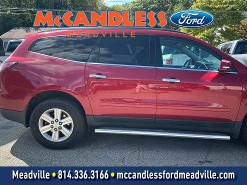 2014 Chevrolet Traverse 1LT photo 4