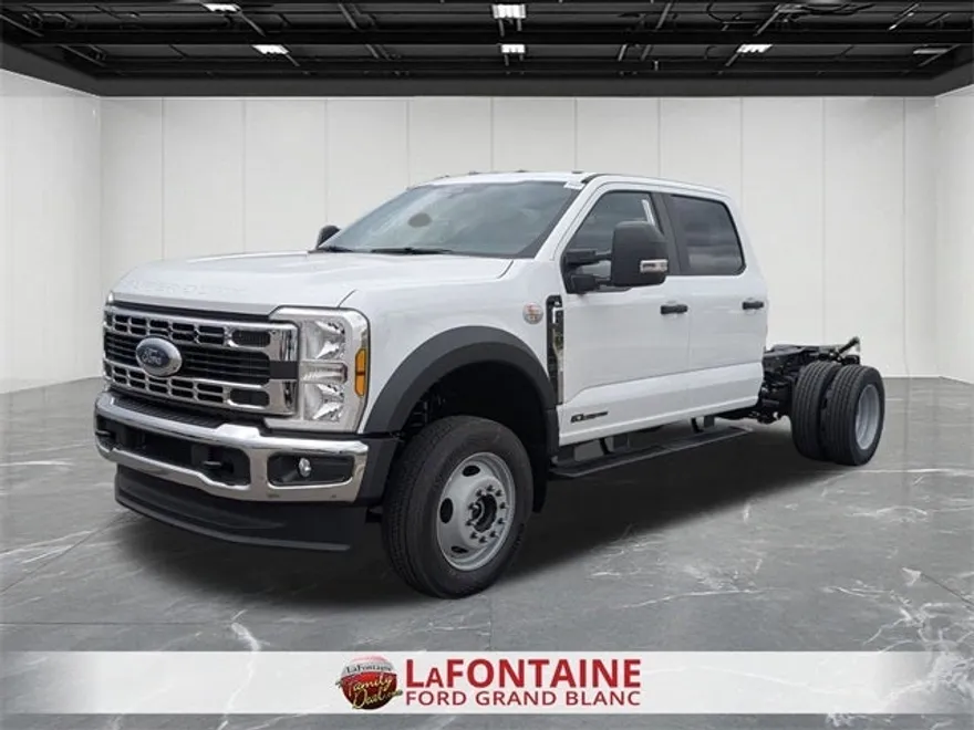 2026 Ford F-550 photo 1
