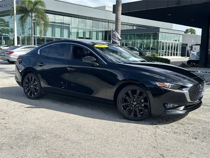 2025 Mazda Mazda3 2.5 Select Sport photo 1