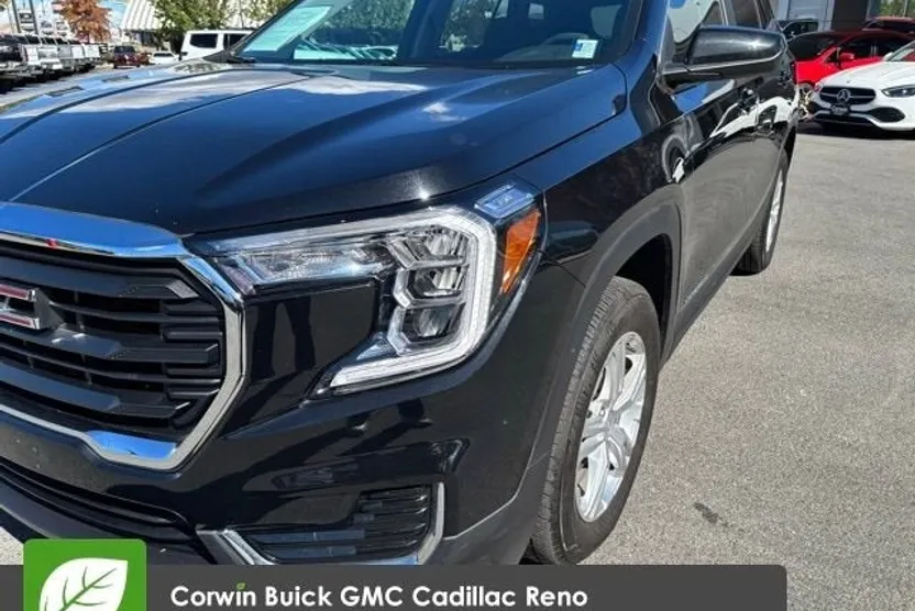 2024 Gmc Terrain SLE photo 1