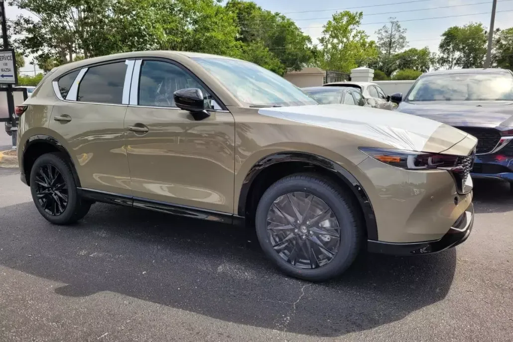 2025 Mazda CX-5 2.5 Turbo Carbon photo 1