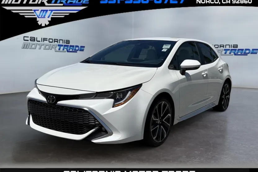 2019 Toyota Corolla XSE photo 1