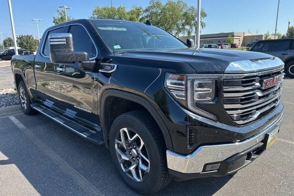 2024 Gmc Sierra 1500 SLT photo 1