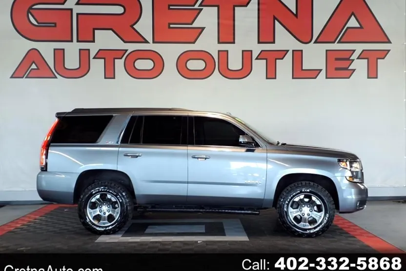 2019 Chevrolet Tahoe LT photo 1