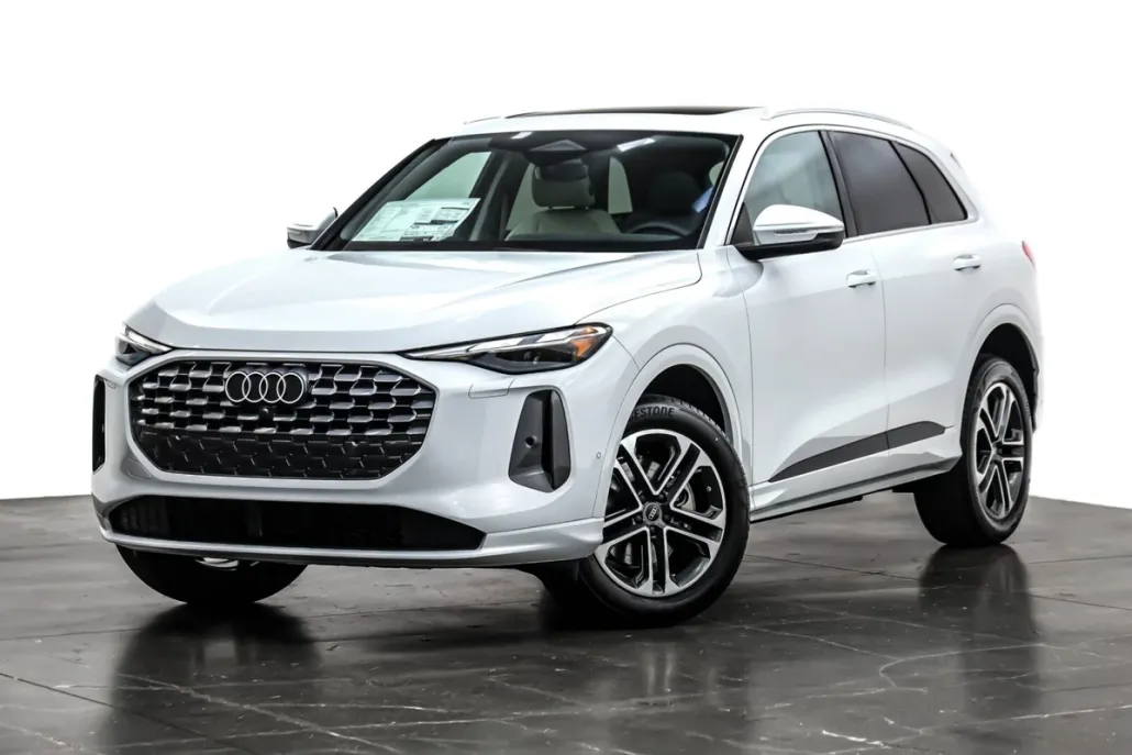 2025 Audi Q5 Premium TFSI photo 1