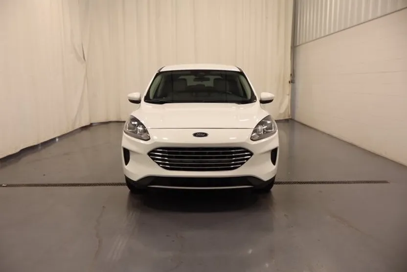2020 Ford Escape SE photo 1