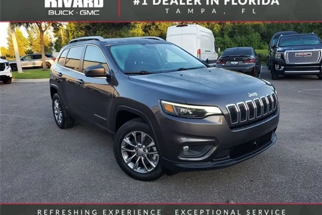 2021 Jeep Cherokee Latitude Lux photo 1