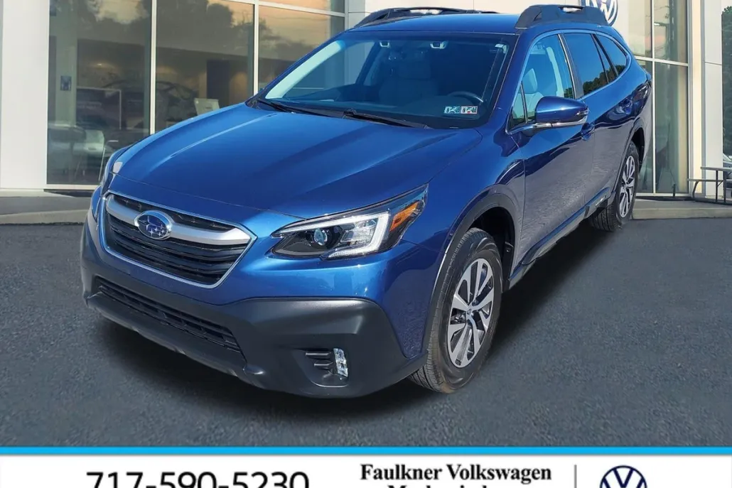 2020 Subaru Outback Premium photo 1