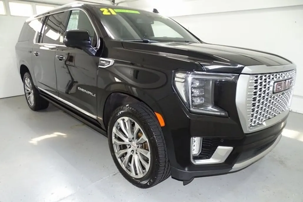 2021 Gmc Yukon XL Denali photo 1