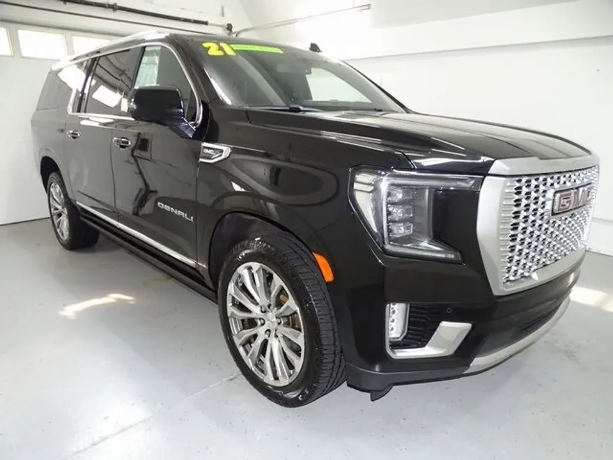 2021 Gmc Yukon XL Denali photo 1