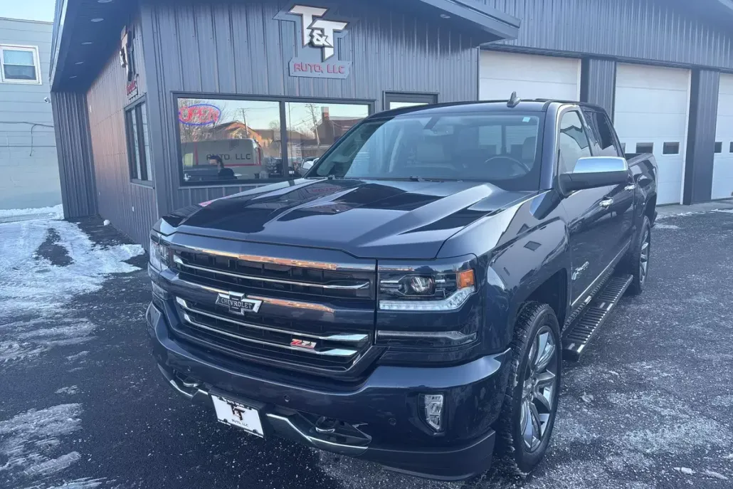 2018 Chevrolet Silverado 1500 LTZ photo 1
