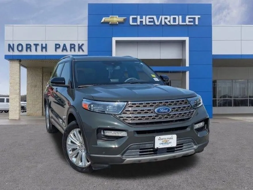 2022 Ford Explorer King Ranch photo 1