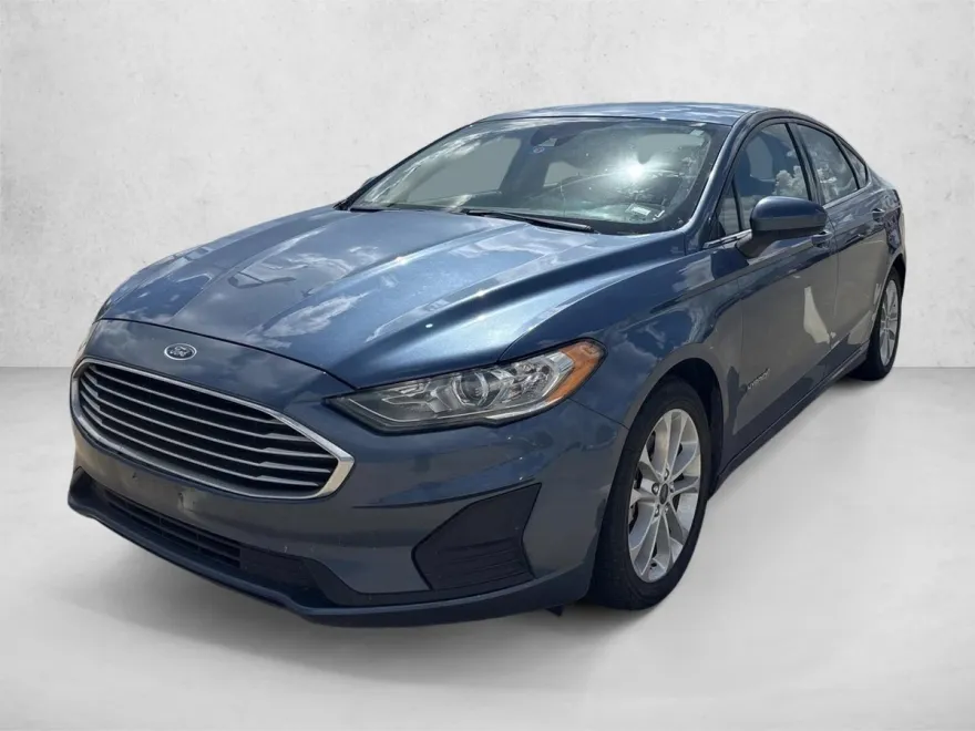 2019 Ford Fusion Hybrid SE photo 1