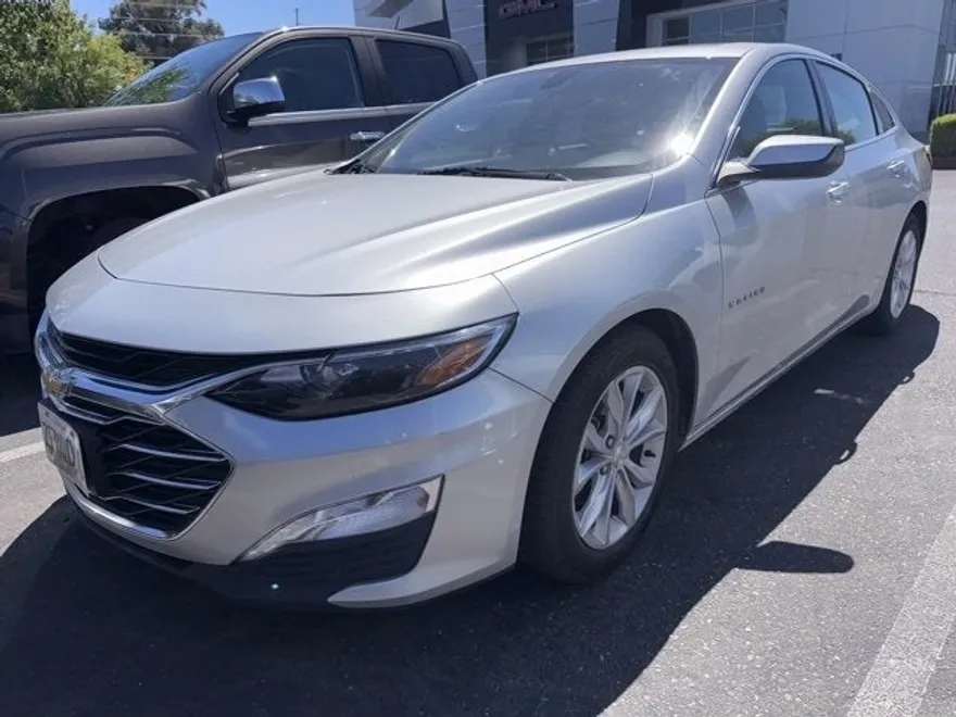 2022 Chevrolet Malibu 1LT photo 1