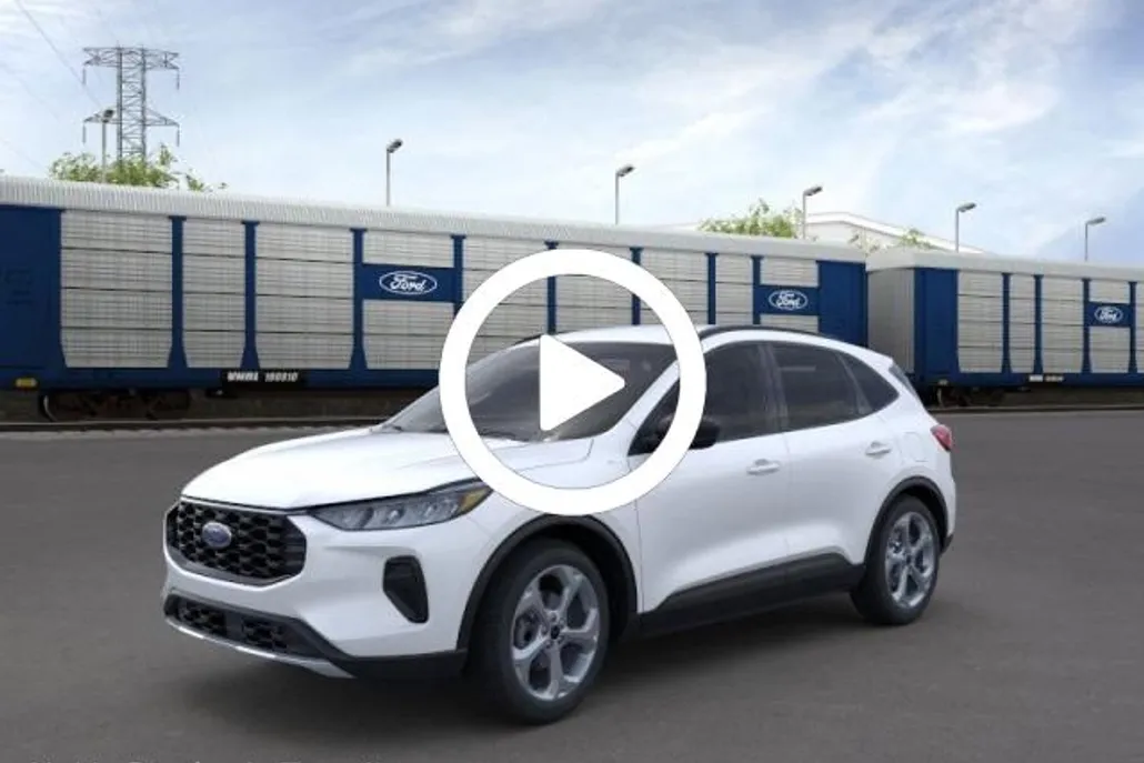 2025 Ford Escape ST-Line photo 1