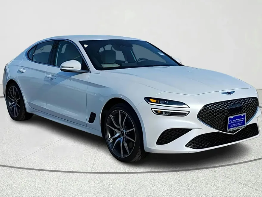 2024 Genesis G70 2.5T photo 1