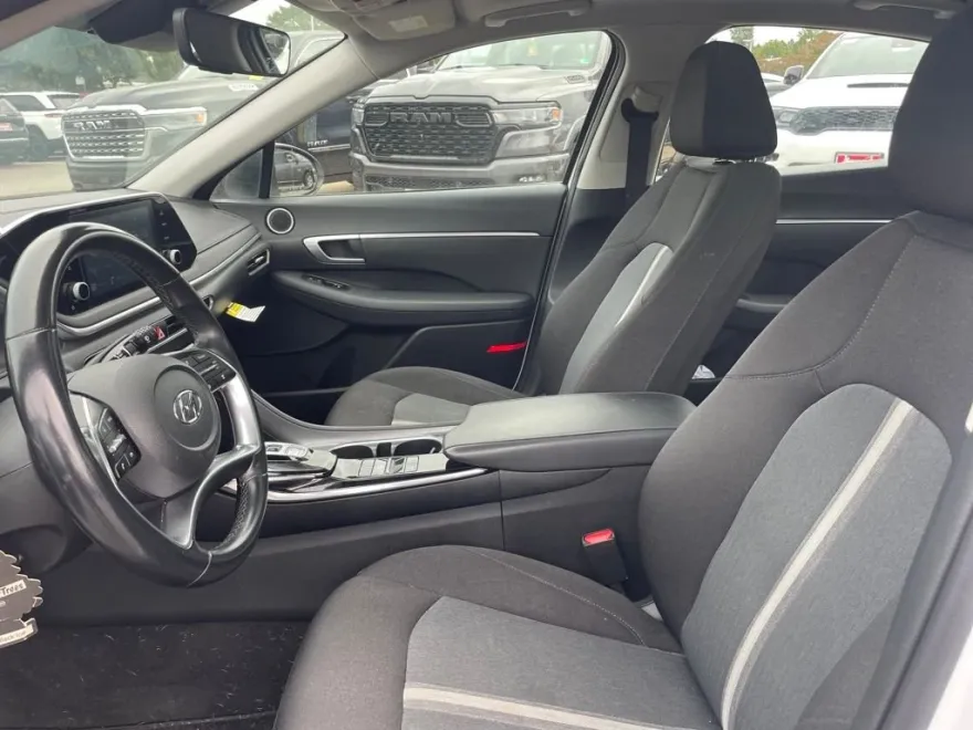 2021 Hyundai Sonata SEL Convenience photo 1