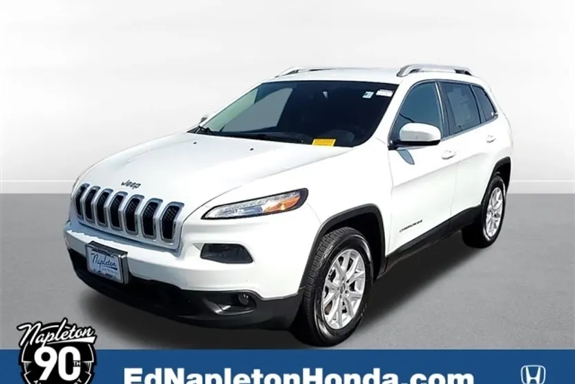 2015 Jeep Cherokee Latitude photo 1