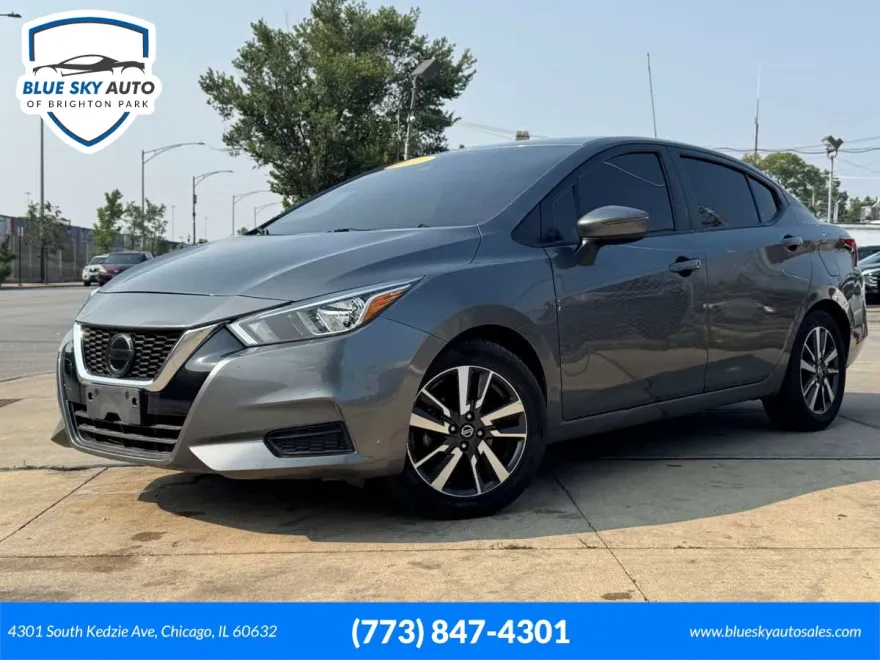 2021 Nissan Versa SV photo 1
