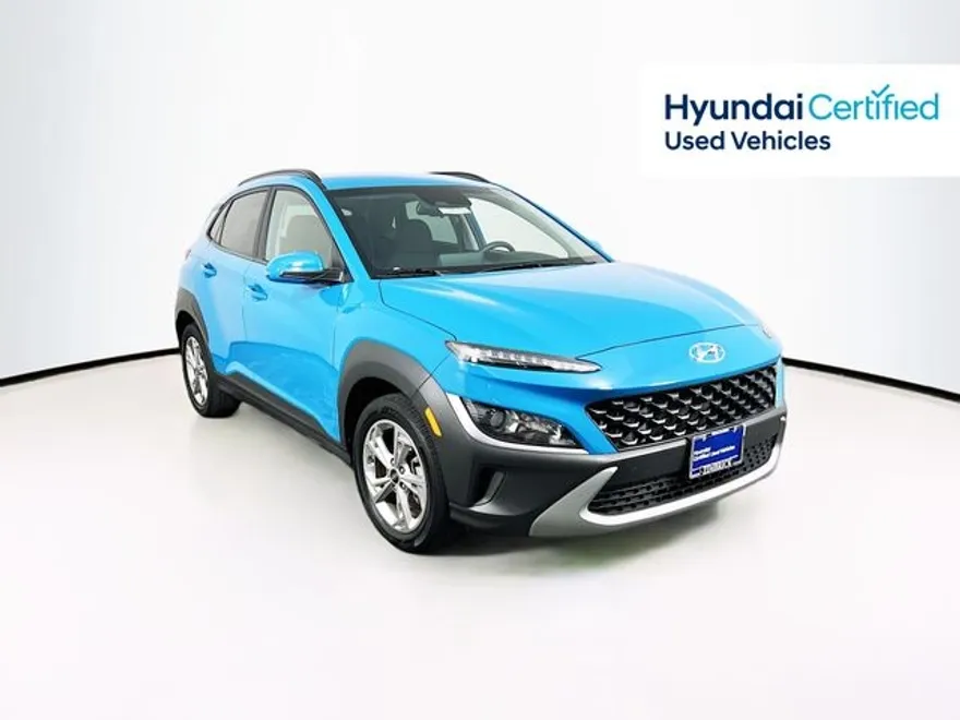 2023 Hyundai Kona SEL photo 1