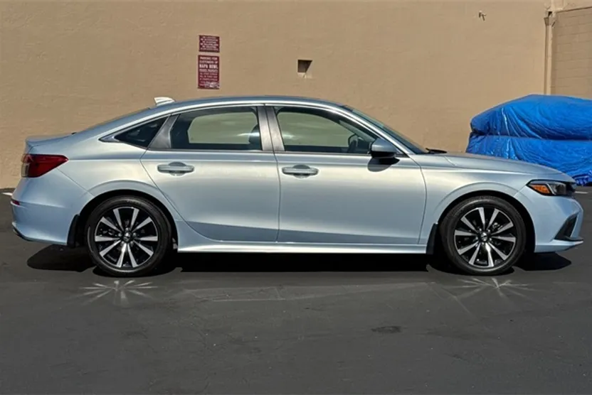 2023 Honda Civic EX photo 1