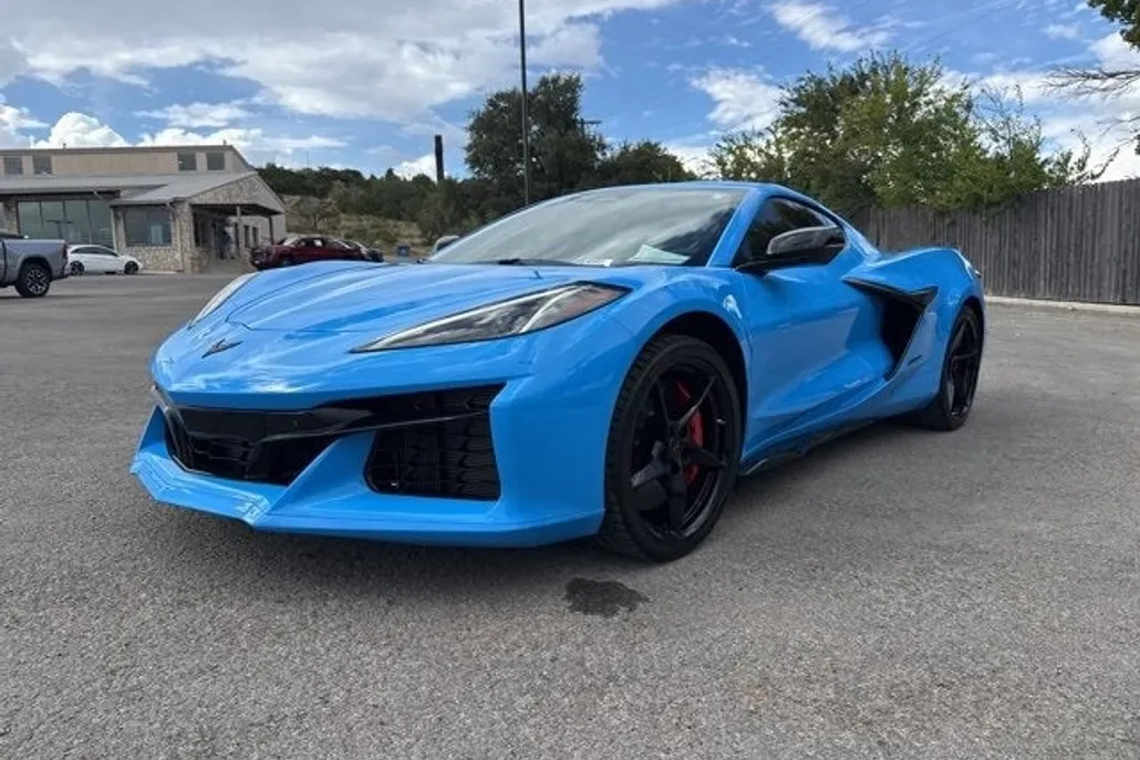 2024 Chevrolet Corvette E-Ray 2LZ photo 1