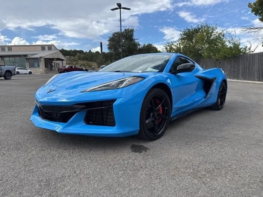 2024 Chevrolet Corvette E-Ray 2LZ photo 1