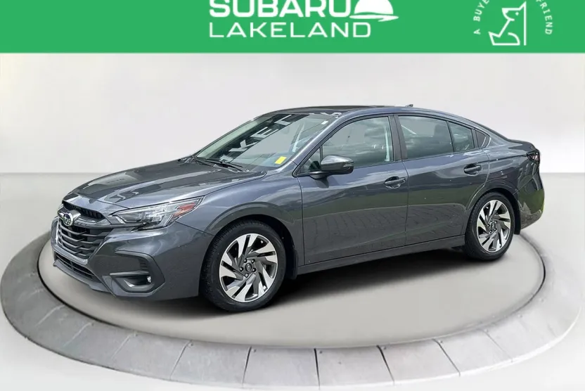 2023 Subaru Legacy Limited photo 1
