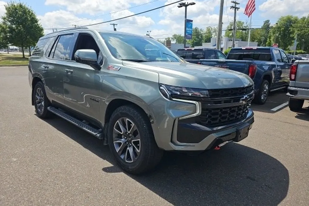 2023 Chevrolet Tahoe Z71 photo 1