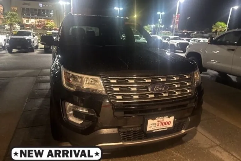 2017 Ford Explorer Limited photo 1