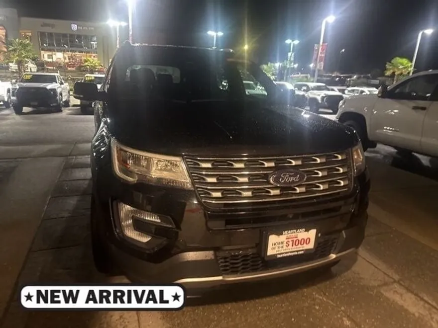 2017 Ford Explorer Limited photo 1