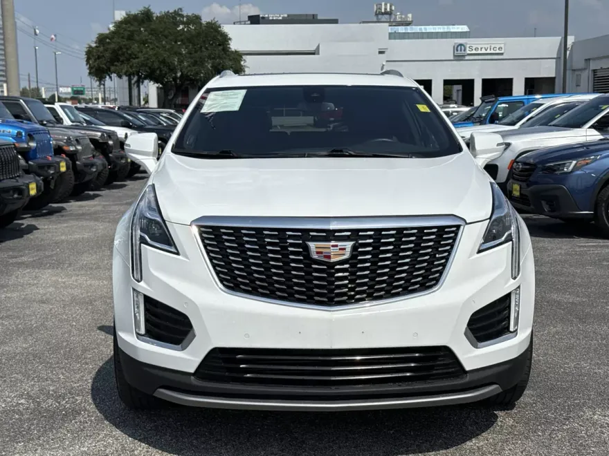 2023 Cadillac XT5 Premium Luxury photo 1