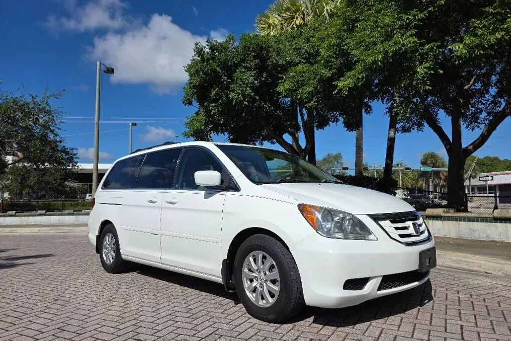 2009 Honda Odyssey EX-L photo 1