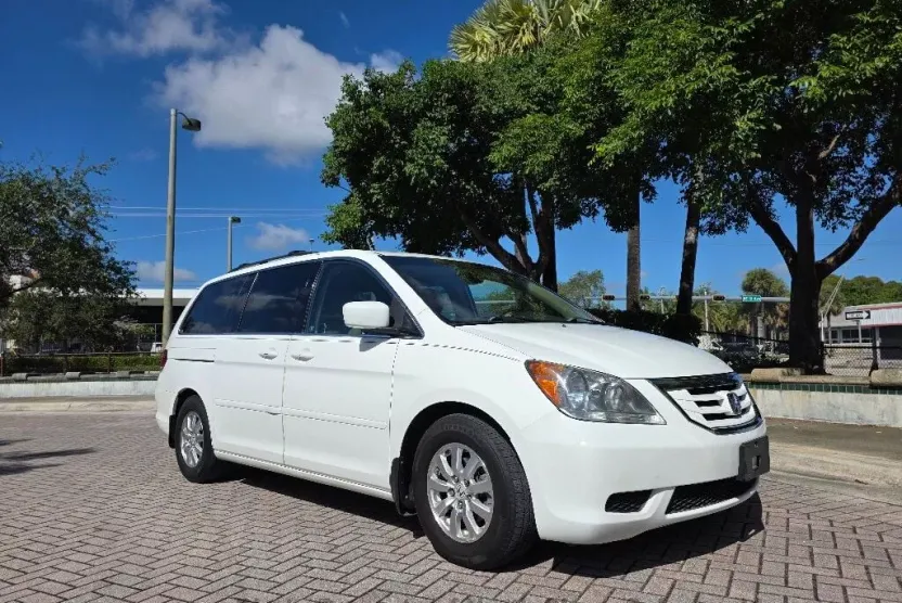 2009 Honda Odyssey EX-L photo 1