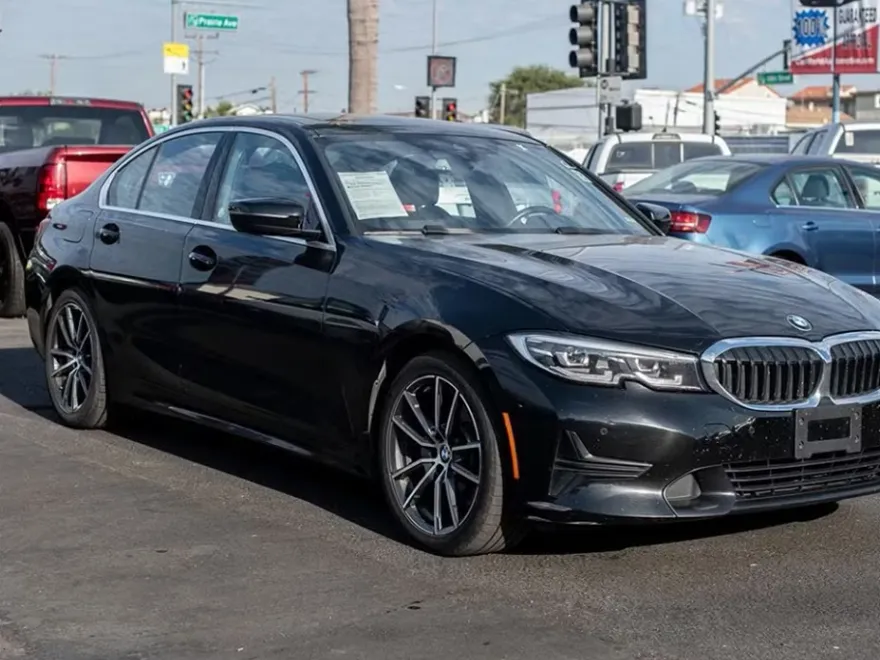 2019 Bmw 330i photo 1