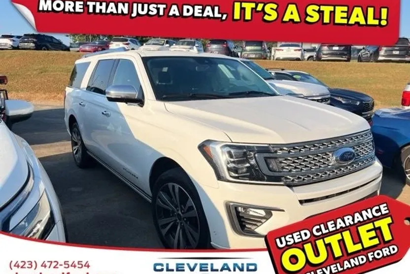 2021 Ford Expedition MAX Platinum photo 1