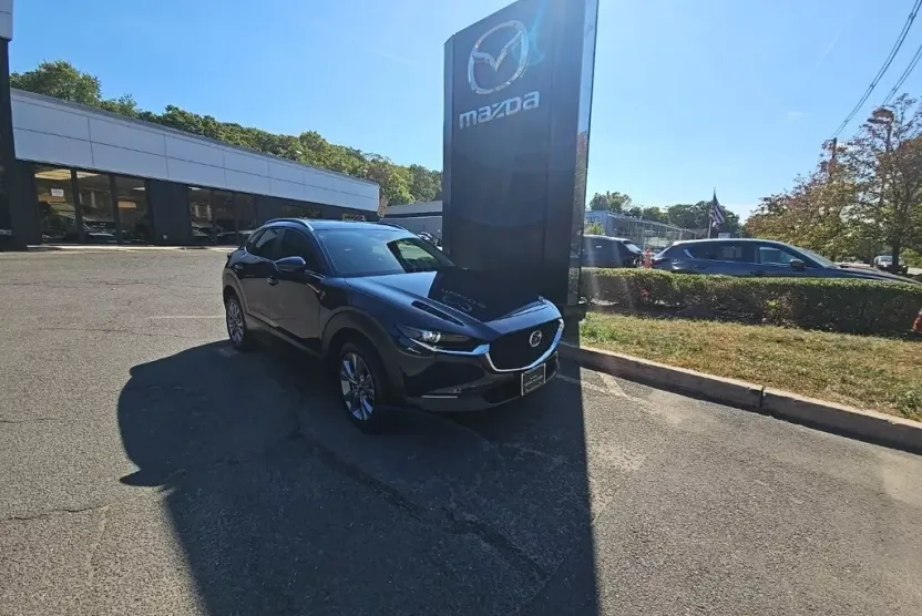 2024 Mazda CX-30 2.5 S Preferred photo 1