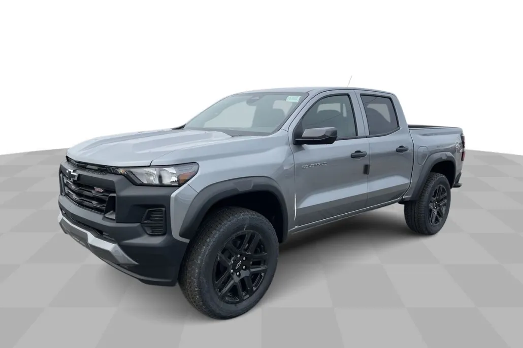 2025 Chevrolet Colorado Trail Boss photo 1