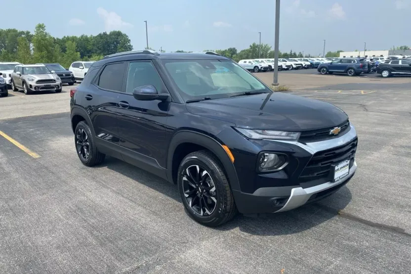 2021 Chevrolet Trailblazer LT photo 1