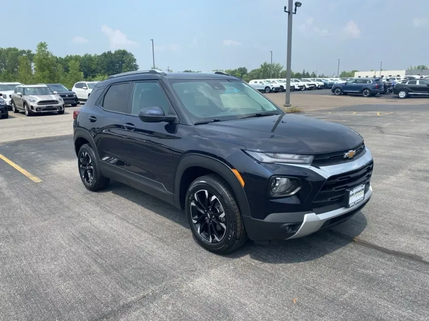 2021 Chevrolet Trailblazer LT photo 1