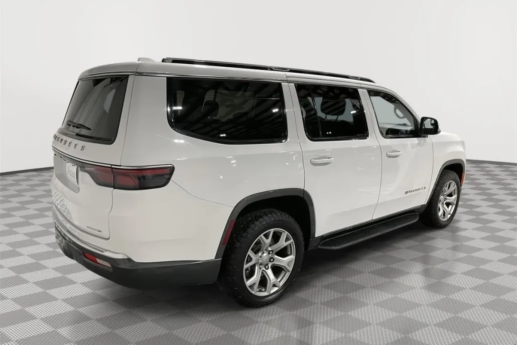 2022 Jeep Wagoneer Series I photo 1