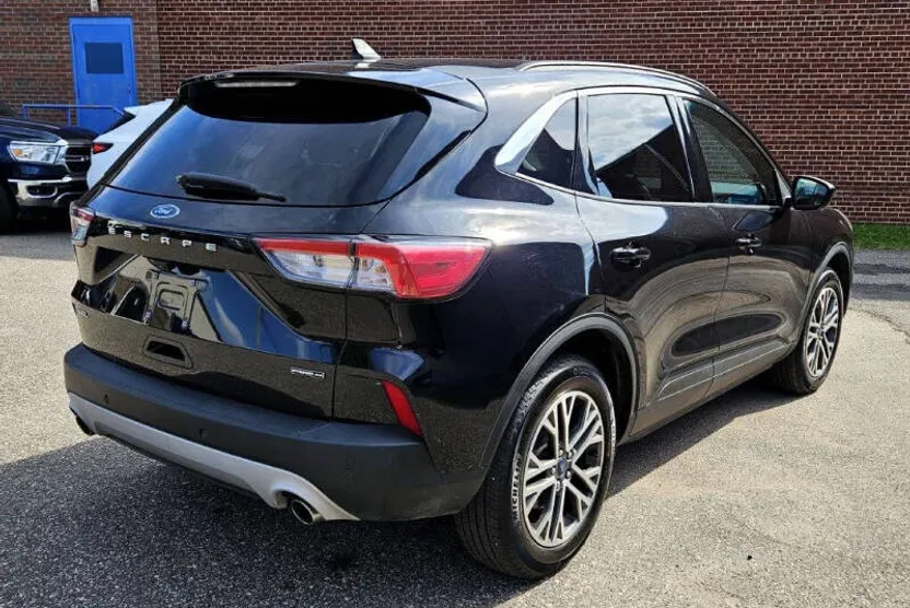 2021 Ford Escape Hybrid SEL photo 1