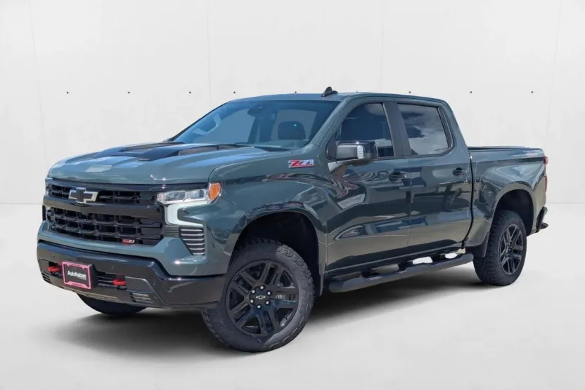 2025 Chevrolet Silverado 1500 LT Trail Boss photo 1