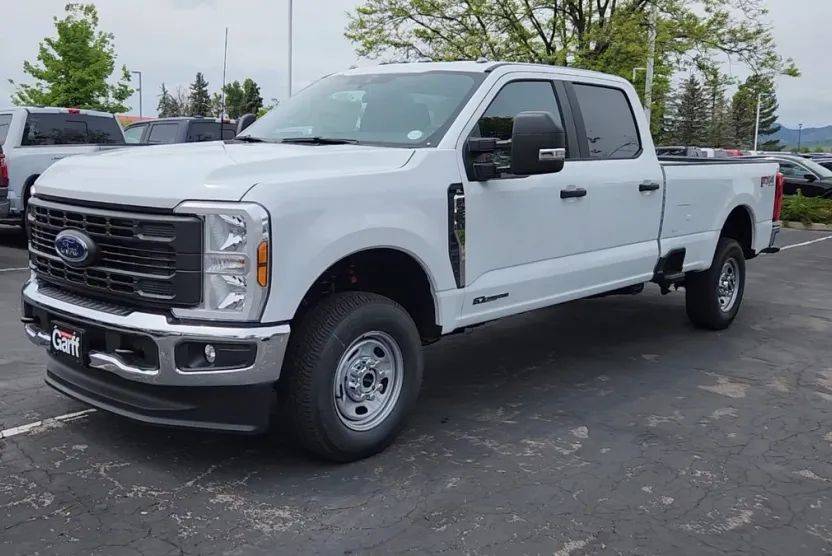 2025 Ford F-250 XL photo 1